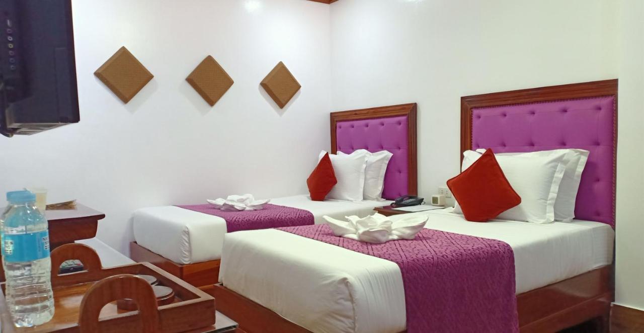 Cln Boutique Hotel 따끌로반 외부 사진