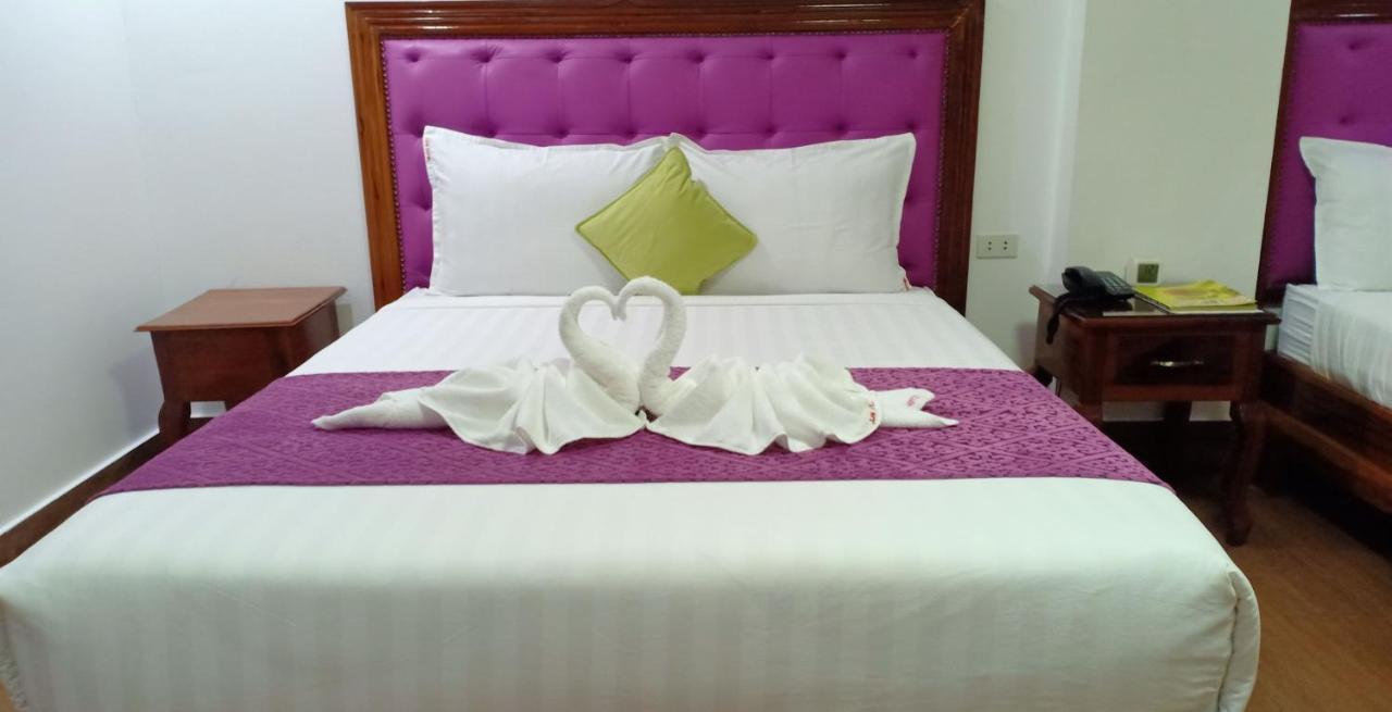 Cln Boutique Hotel 따끌로반 외부 사진