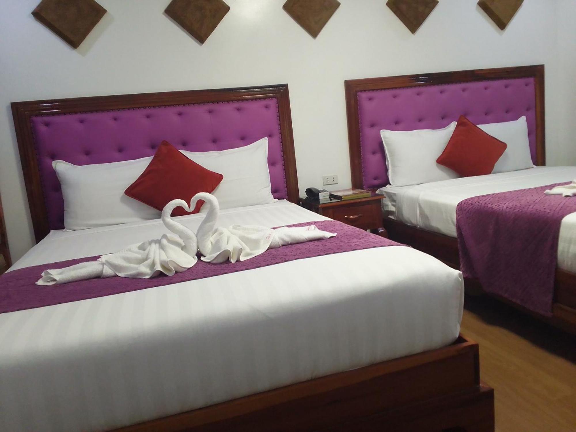 Cln Boutique Hotel 따끌로반 외부 사진