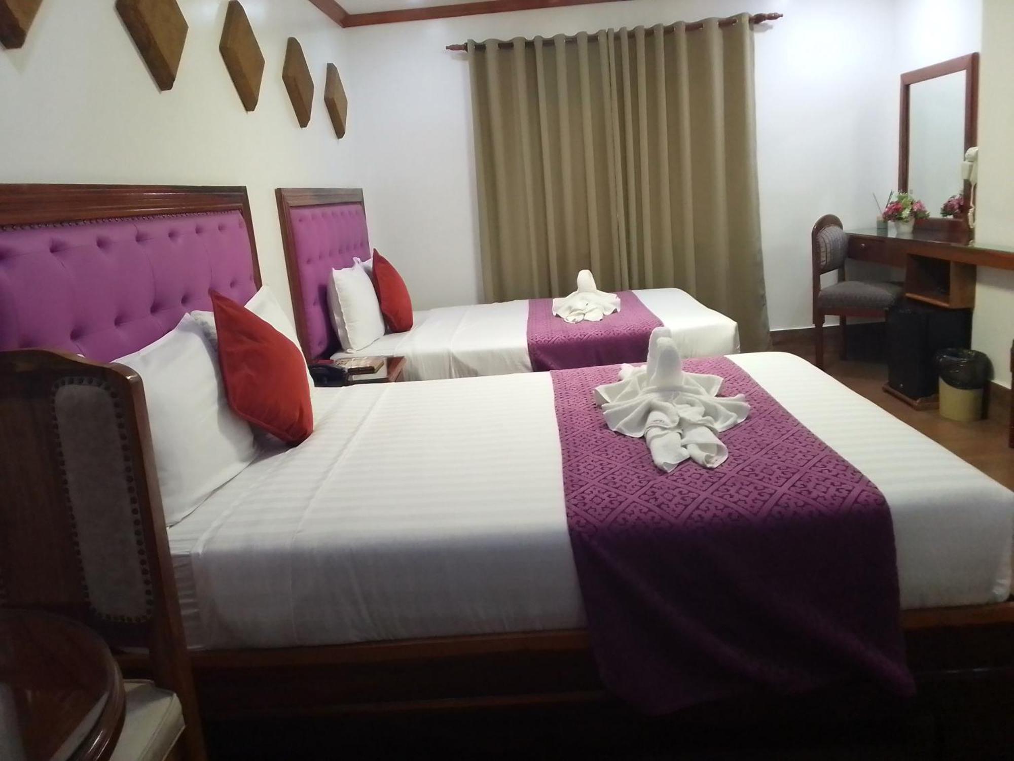 Cln Boutique Hotel 따끌로반 외부 사진