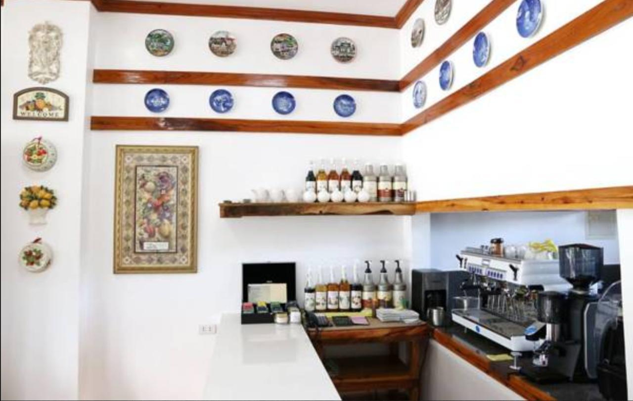 Cln Boutique Hotel 따끌로반 외부 사진