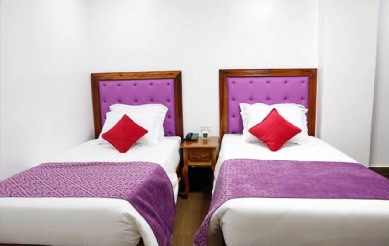 Cln Boutique Hotel 따끌로반 외부 사진